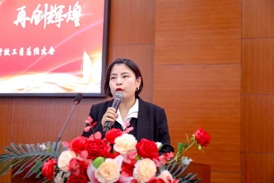 公开信息按发布时间滚动
