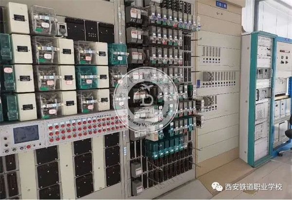 公开信息按发布时间滚动